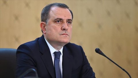 Azərbaycan sülh sazişinin imzalanması üçün Ermənistan konstitusiyasında dəyişikliyi gözləyir