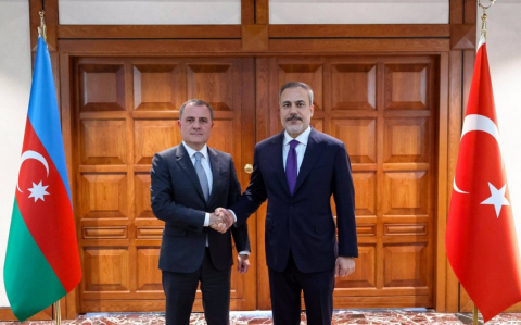 Hakan Fidan ilə Ceyhun Bayramov regional məsələlər müzakirə ediblər
