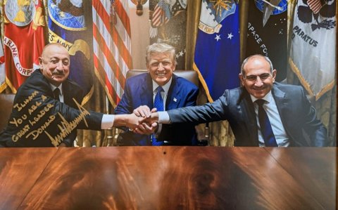 Prezident İlham Əliyev onu böyük lider adlandıran Donald Trampa təşəkkür edib