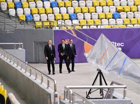 İlham Əliyev Gəncə şəhər stadionunun açılışını etdi