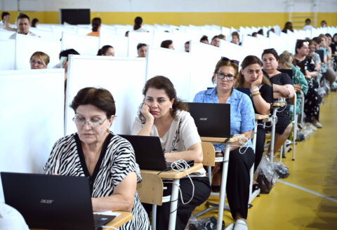 Gələn il sertifikasiyadan keçən müəllimlərə 212,8 milyon manat AYRILACAQ