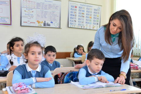 Müəllimlərin maaşının artırılması üçün təkliflər təqdim edəcəyik