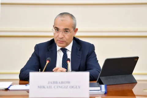 Mikayıl Cabbarov Energetiklər Günü ilə bağlı paylaşım edib