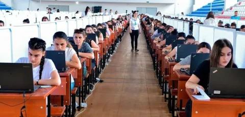 Nazir müavini MİQ müsabiqəsində iştirakın niyə ödənişli olduğunu açıqlayıb
