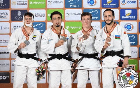 Cüdoçularımızdan Meksikada iki qızıl medal