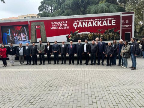 Çanaqqala Döyüşlərinin 110-cu ildönümünə həsr olunan Mobil Muzey Gəncədə açıldı