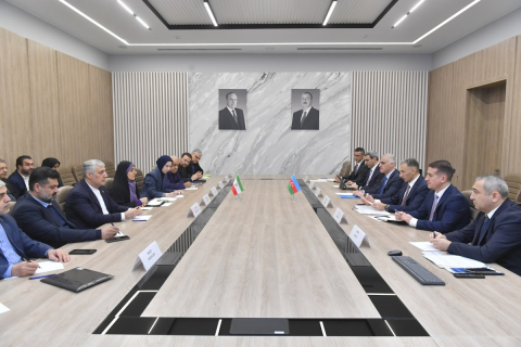 Azərbaycan İranla nəqliyyat sahəsində yol xəritəsi hazırlayacaq