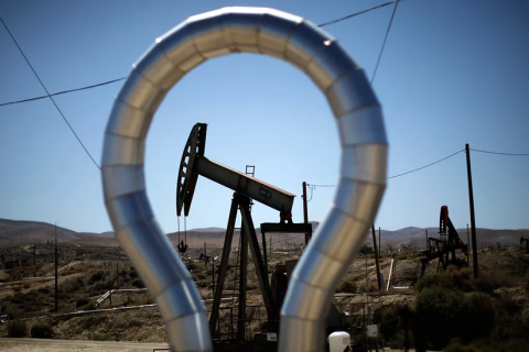 Azərbaycan nefti cüzi ucuzlaşıb