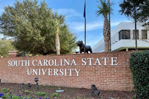 ABŞ-də atışma olub -Ölənlər var