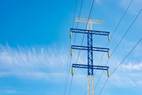 Biləsuvarda transformator partlayıb -